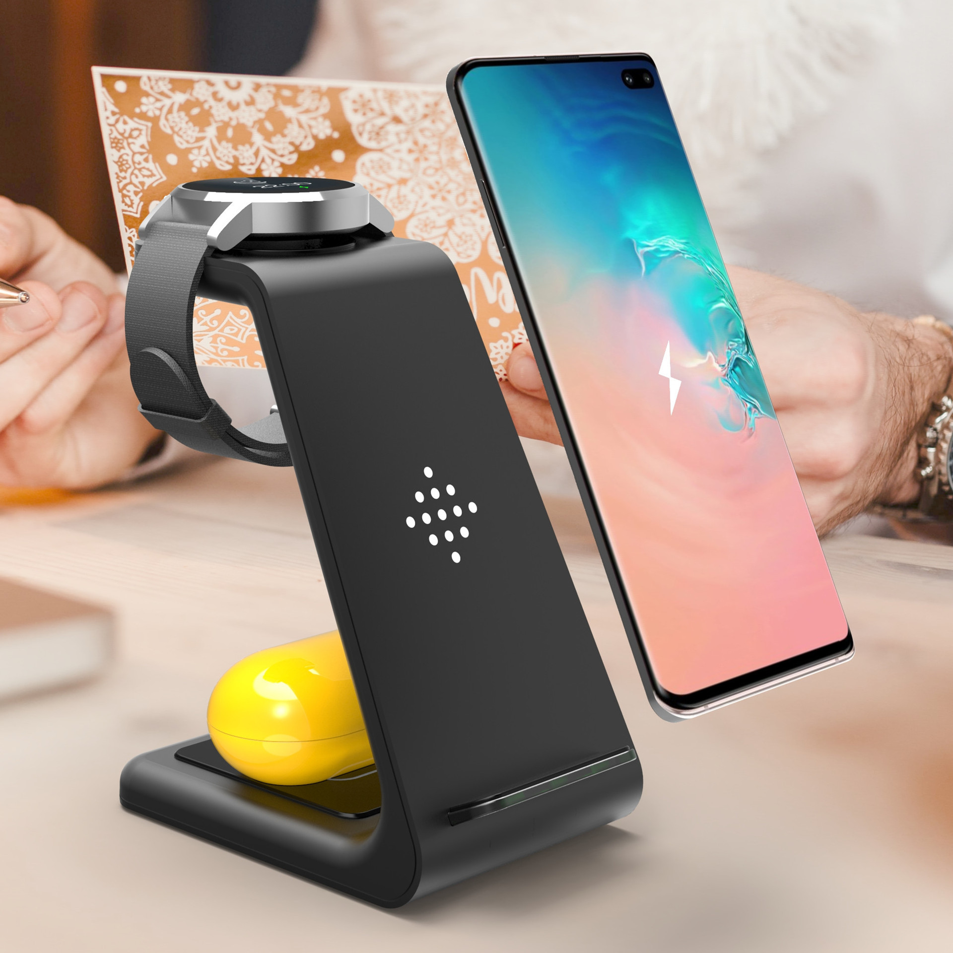 3 In 1 Fast Charging Station Wireless Charger Stand Wireless Quick Charge Dock For Phone Holder - Image 7