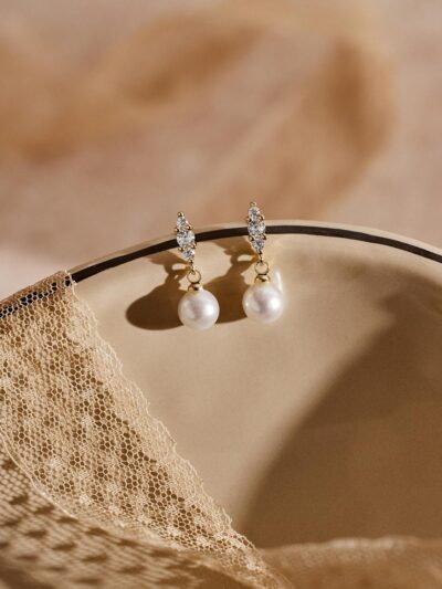 Simple Zircon-Embedded Pearl Stud Earrings For Women