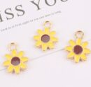 Keychain Accessories Cute Flower Clothes Accessories Badge Ornaments
